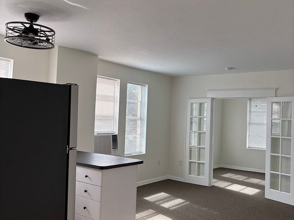 1st image of 404 S Osprey Ave APT 8