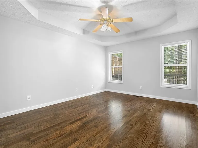 141 Poplar Way — Photo 26