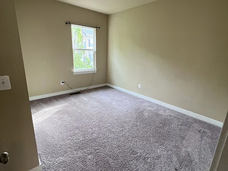 109 Saginaw Dr — Photo 37