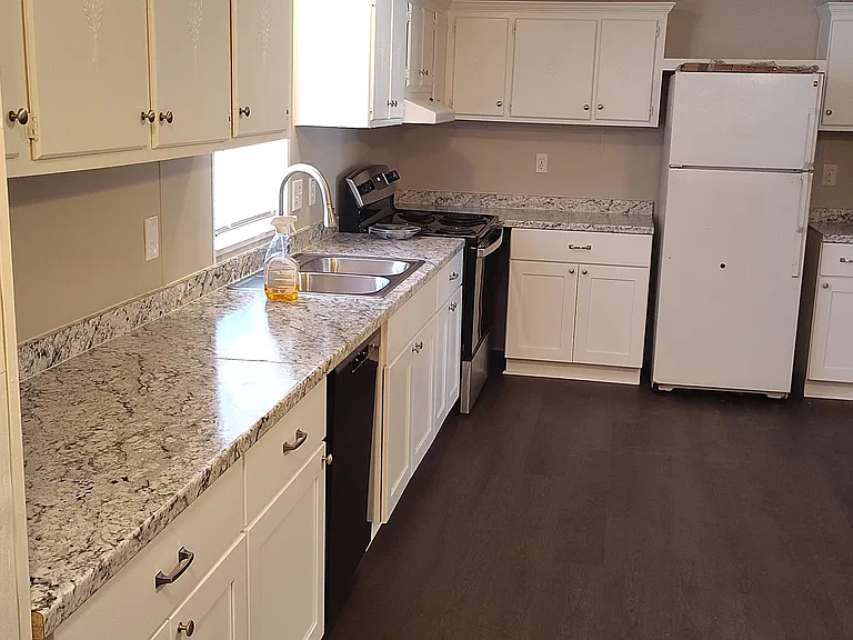 25051 Twin Oaks Dr — Photo 6