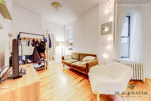 Rented by Blackwater Associates Inc. | media 25