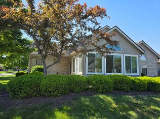 5805 Ravine Creek Dr, Grove City, OH 43123