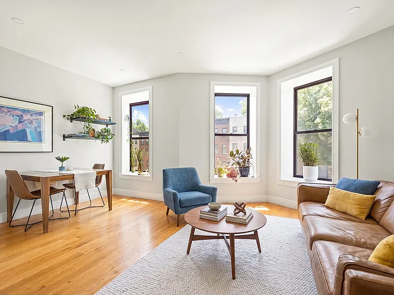 659 Putnam Ave #3A — Photo 3