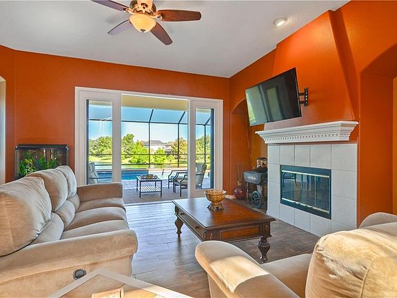 2nd image of 519 Johns Landing Way