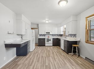 261 Dupont Ave NE, Hector, MN 55342