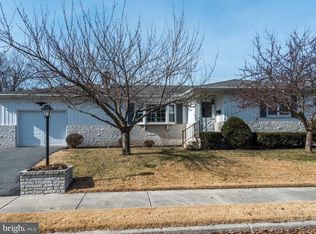 922 N 5th St, Denver, PA 17517