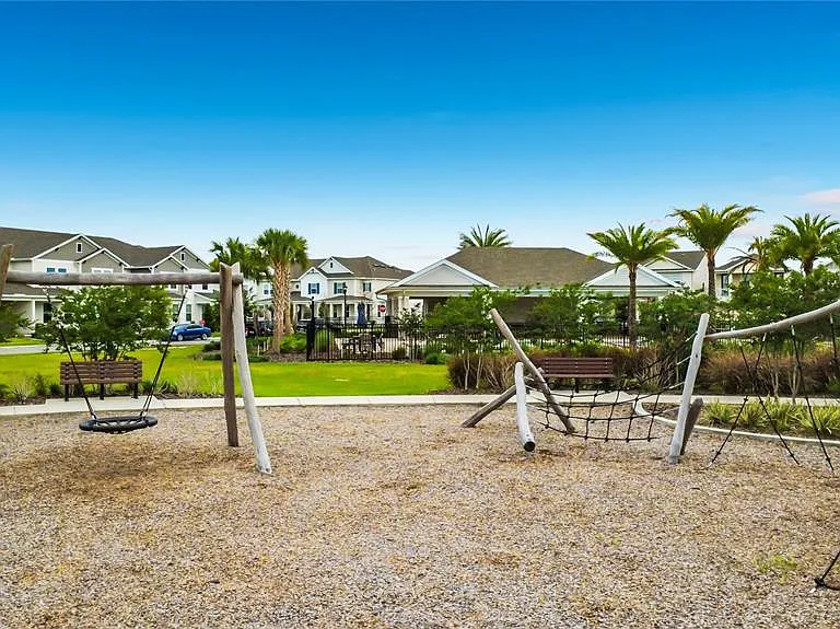13568 Autumn Harvest Ave — Photo 40