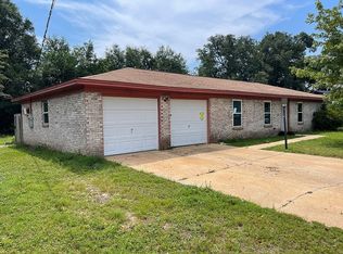 6347 Happy Ln, Milton, FL 32570