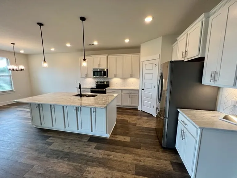 2403 Blue Heron Dr — Photo 11