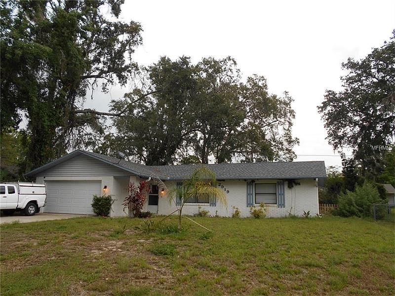 1st image of 2919 Woodland Dr