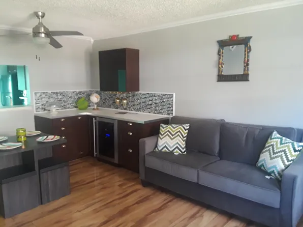 12216 N 59th St, Tampa, FL 33617