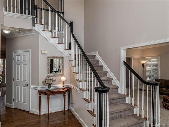 4th image of 5643 Rocky Trail Ct