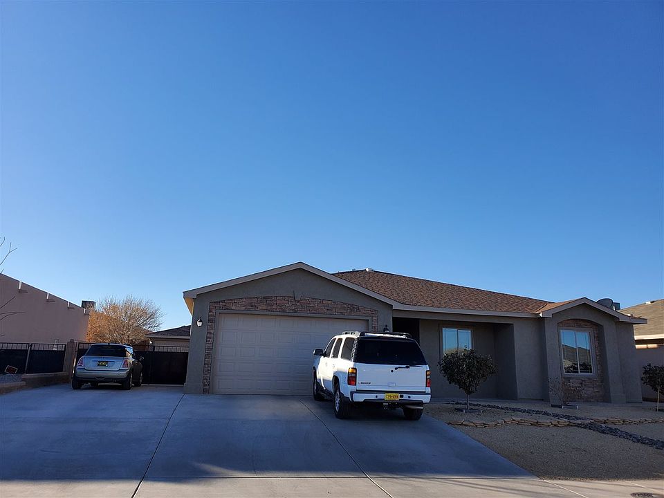 1st image of 1034 Pajarito Dr