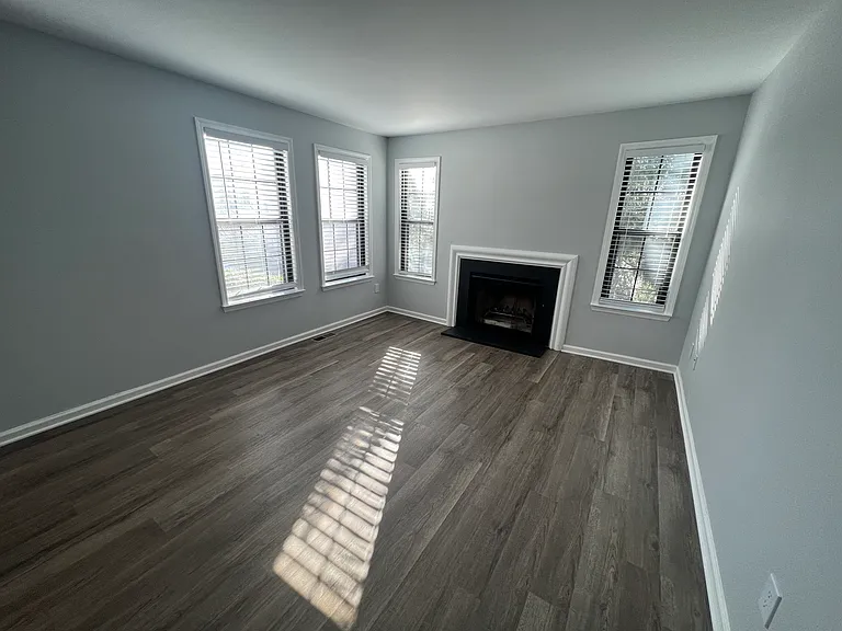152 Mansion House Dr — Photo 9