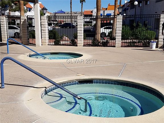 3rd image of 4140 Gannet Cir Unit 250