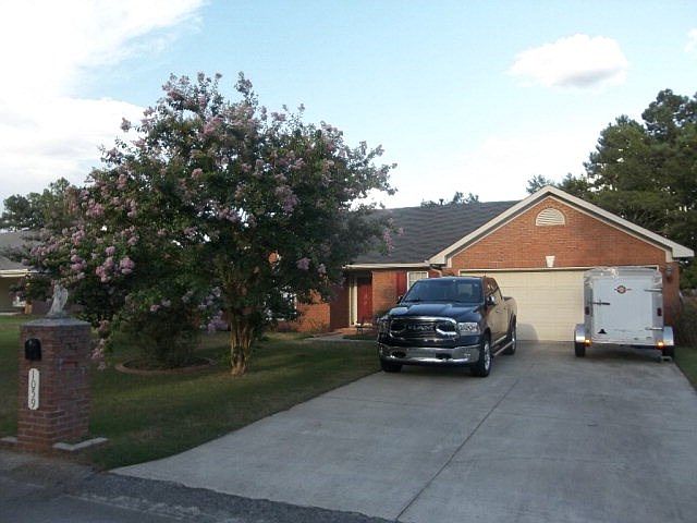 2nd image of 1059 Woodberry Dr