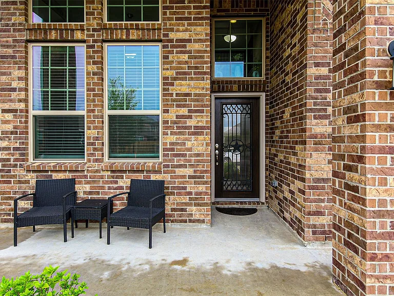 19619 Lake Bosque Dr — Photo 6