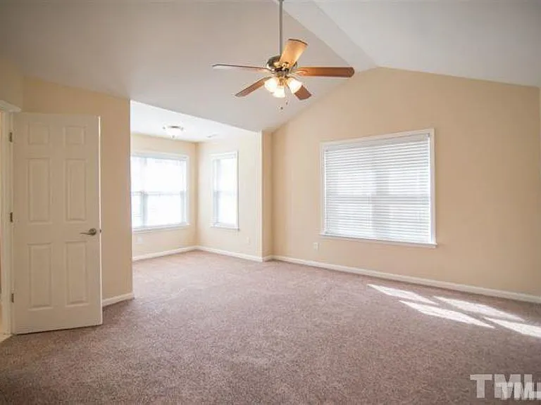 5525 Keowee Way — Photo 7