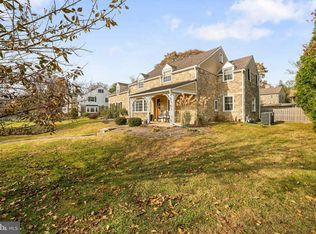 1311 Fairacres Rd, Jenkintown, PA 19046