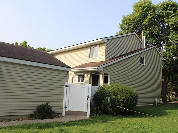 2nd image of 3500 15th St N