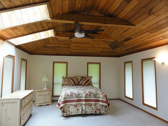 Swing room - bedroom or bonus