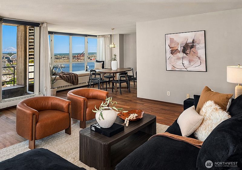 3rd image of 2125 1st Avenue #1304