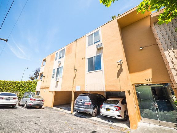 2nd image of 1957 Frank St #7