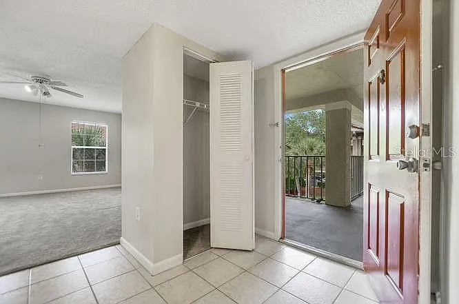 2 bed, 2.0 bath, 1115 sqft, $1,675 — Photo 2