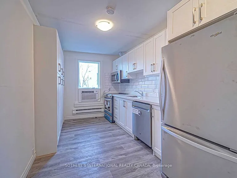 843 Danforth Ave #UPPER — Photo 14