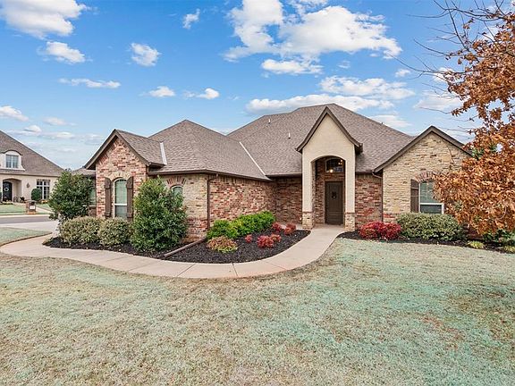 2nd image of 10401 Cherrywood Dr