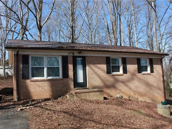 177 Duke Rd, Mount Airy, NC 27030