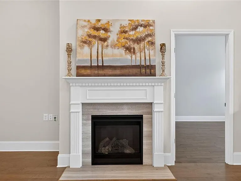 4185 Celbridge Pass — Photo 9