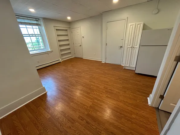 323 Water St APT 2, Gardiner, ME 04345