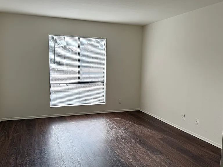 1855 Purdue Ave #205 — Photo 6