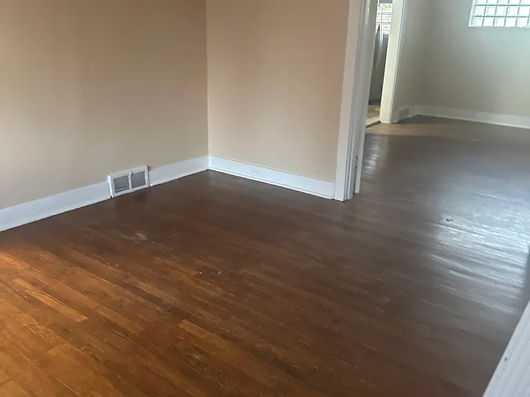 2945 Churchview Ave — Photo 1