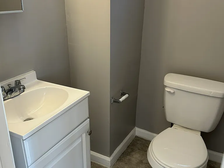 2101 Chelsea Ter #1 — Photo 36