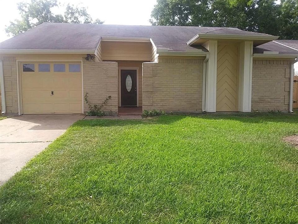 1st image of 23826 Griffin House Ln