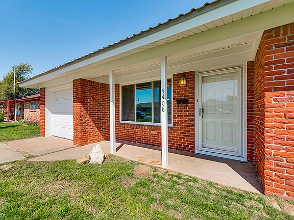4th image of 4408 Brookdale Dr