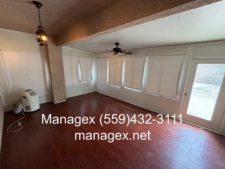 2833 E Cromwell Ave — Photo 25