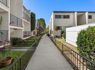 820 N Raymond Ave APT 19, Pasadena, CA 91103