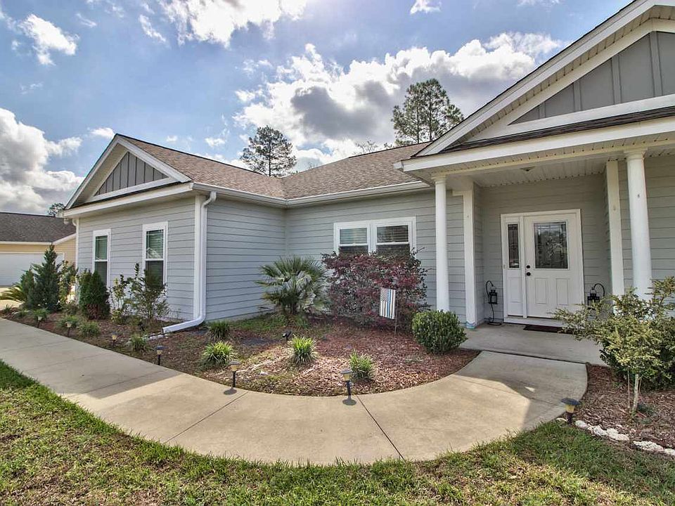 1st image of 43 Carousel Cir