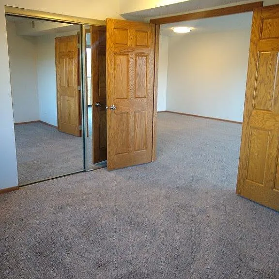 Oak Pointe Apartments — Photo 68