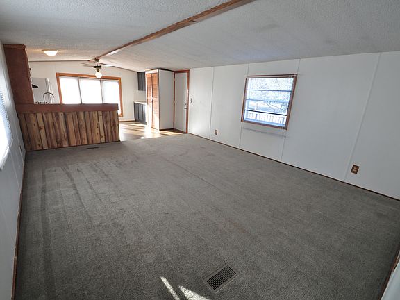 5th image of 410 Forest Blvd