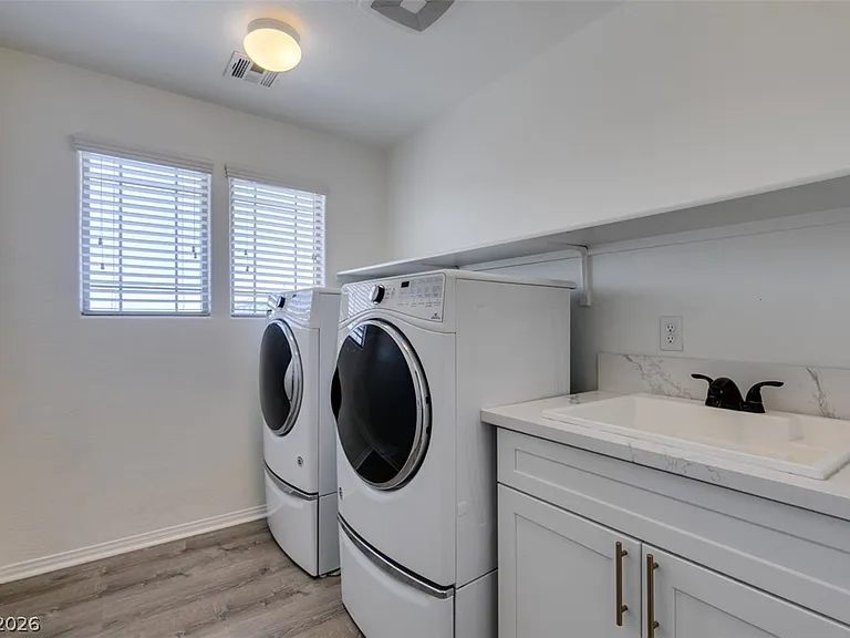 7405 Fleeting Joys Ave — Photo 44