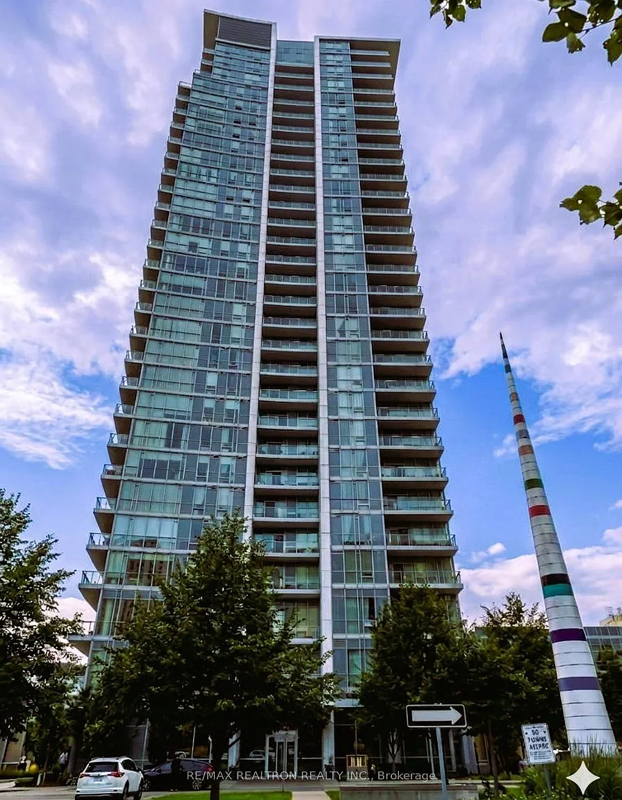 2 bed, $2,400 — Photo 1