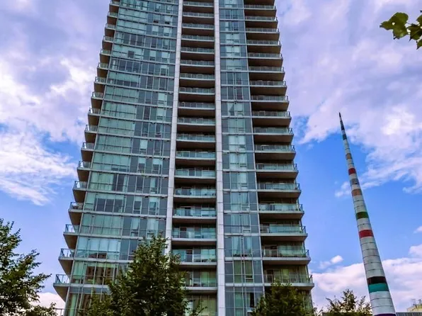 66 Forest Manor Rd, Toronto, ON