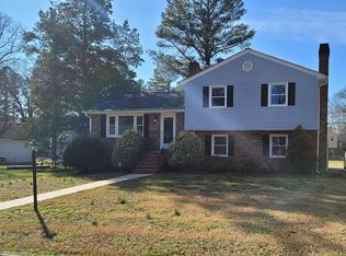 131 Hampton Dr, Colonial Heights, VA 23834