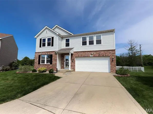 1701 Shade Tree Ct, Swansea, IL 62226