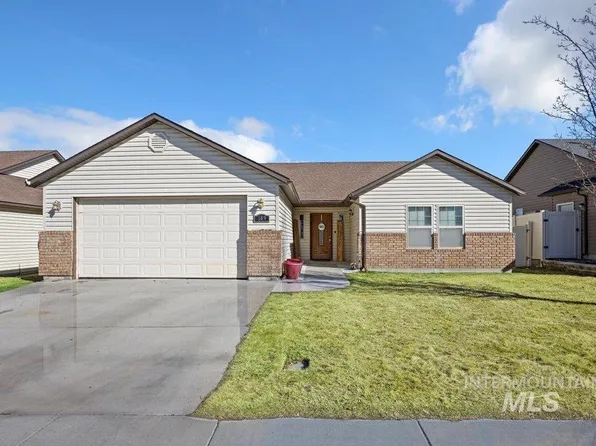 389 Noble St, Twin Falls, ID 83301