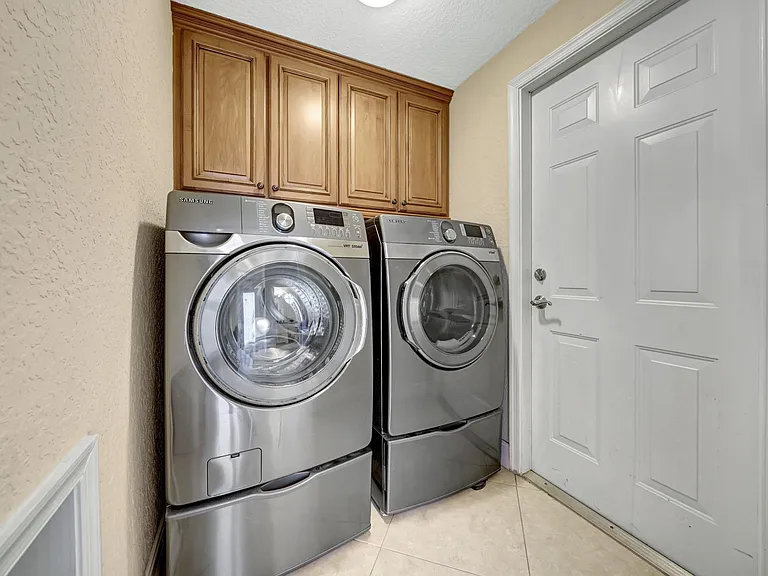 1517 NW 121st Dr — Photo 34
